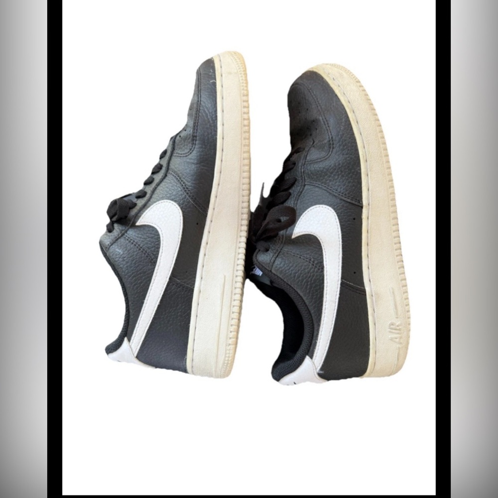 Nike air force Charcoal and Black Athletic Shoes size 9